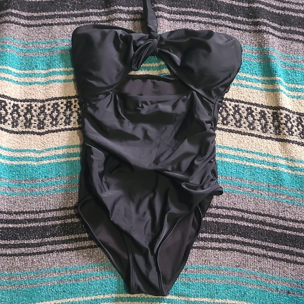 Medium Size Black Swimsuit No Straps Tie Front Strapless One Piece Beach